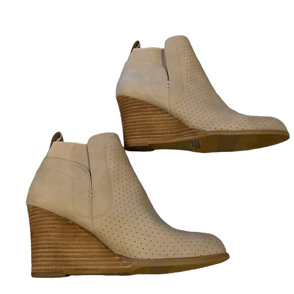 DV by Dolce Vita Boot Bootie Gerdy 9 beige Wedge Heel Fall Autumn - Picture 7 of 9
